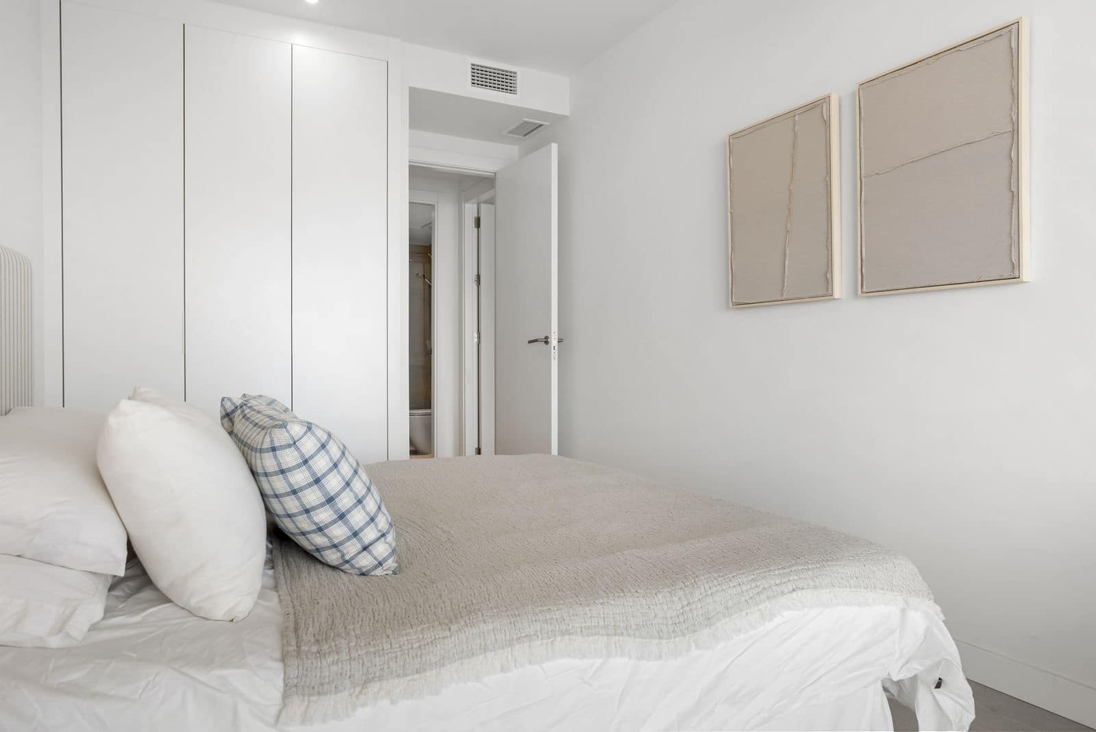 2 slaapkamer Appartement te koop in New Golden Mile - € 620.000 (Ref: 9952218)
