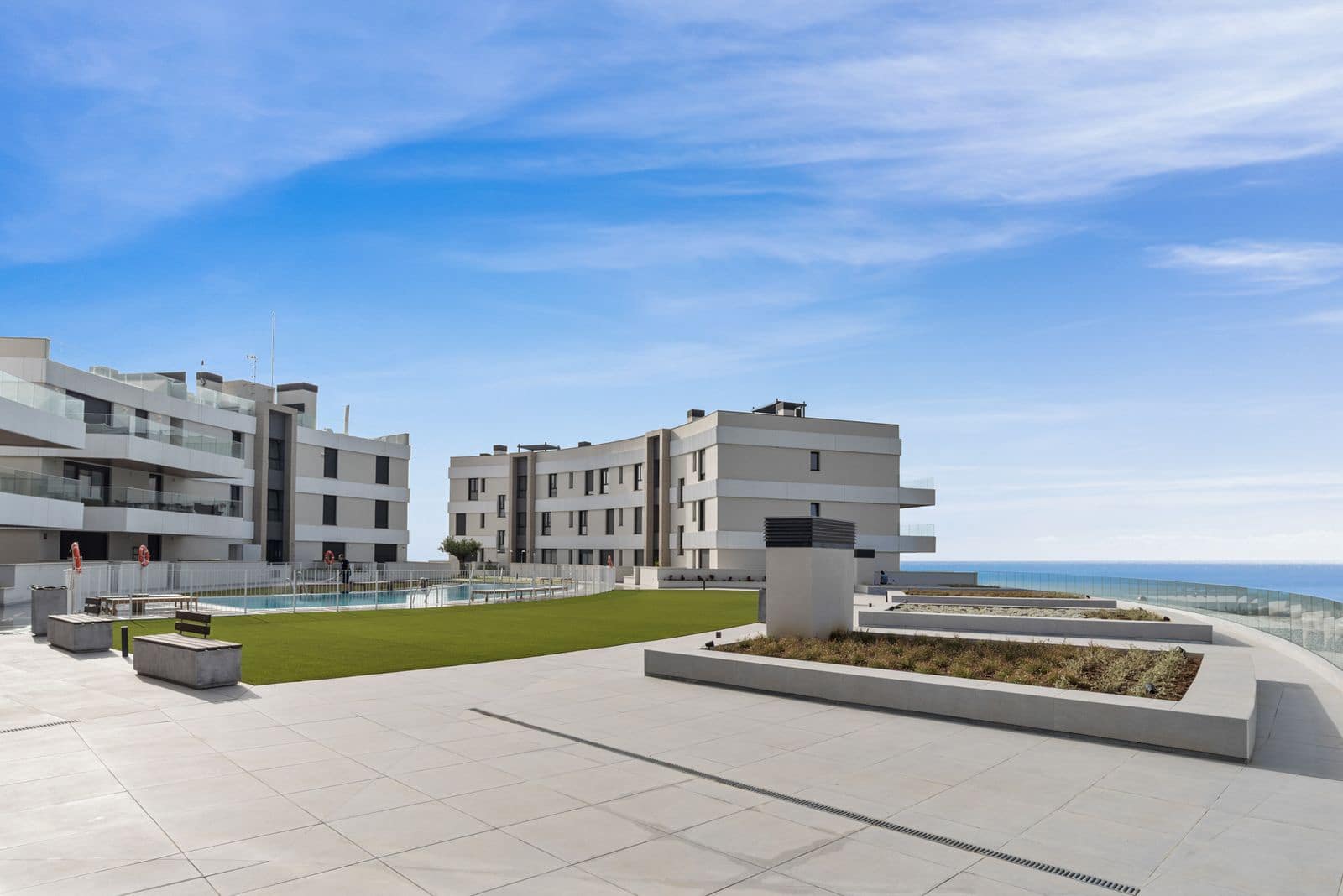 2 slaapkamer Appartement te koop in New Golden Mile - € 620.000 (Ref: 9952218)