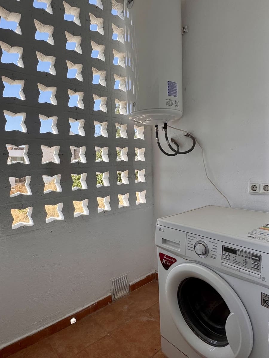 4 soveværelse Studio til salg i San Pedro de Alcantara - € 385.000 (Ref: 9952223)