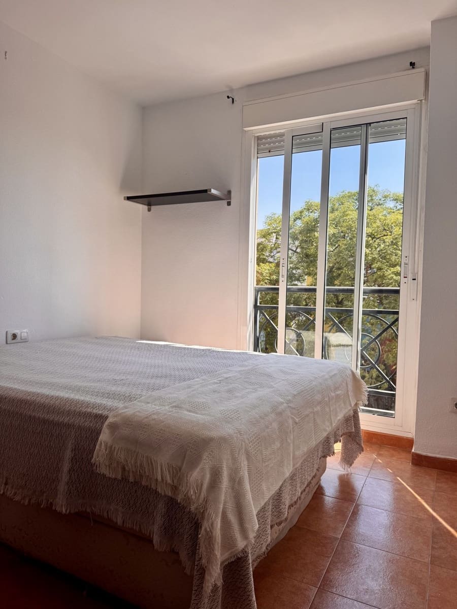 4 soveværelse Studio til salg i San Pedro de Alcantara - € 385.000 (Ref: 9952223)