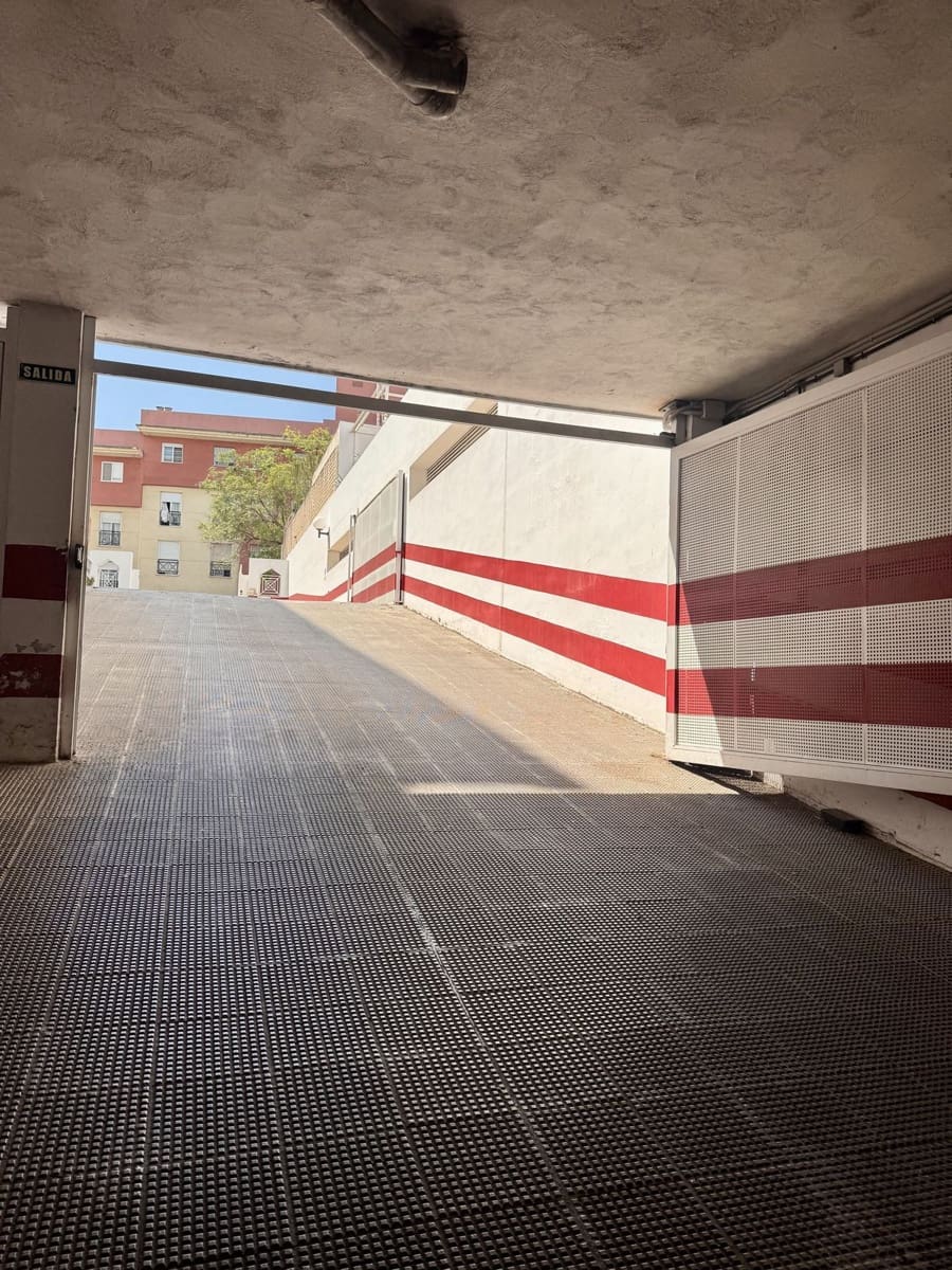 4 soveværelse Studio til salg i San Pedro de Alcantara - € 385.000 (Ref: 9952223)