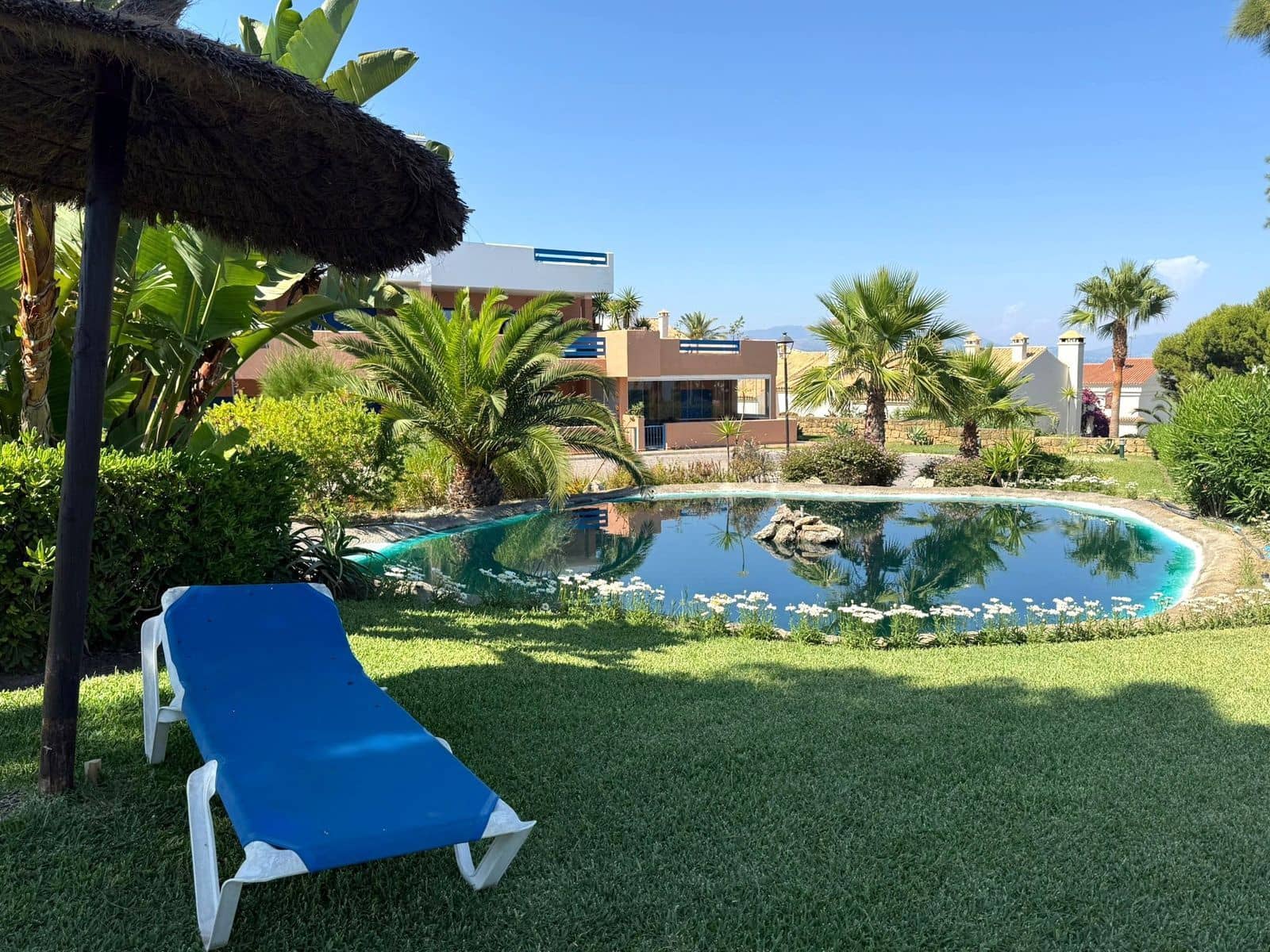 2 slaapkamer Appartement te koop in Manilva - € 330.000 (Ref: 9952224)