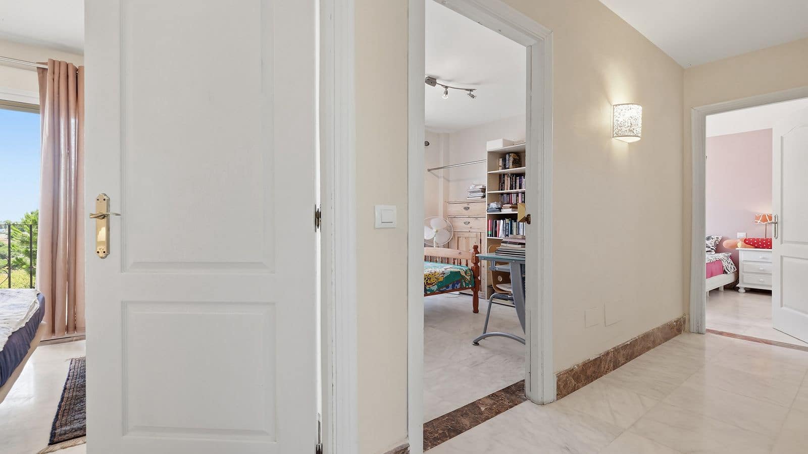 4 Zimmer Doppelhaus zu verkaufen in Manilva - 420.000 € (Ref: 9952226)