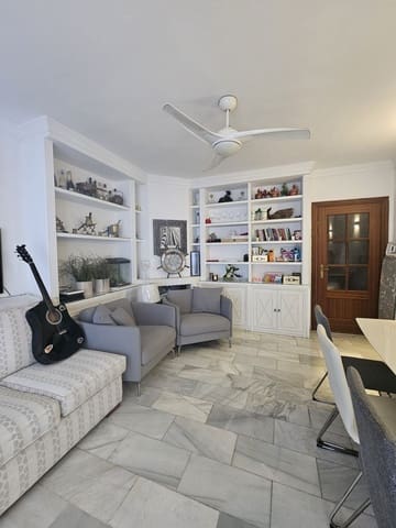 2 makuuhuone Huoneisto myytävänä paikassa San Pedro de Alcantara, Marbella - 307 500 € (Ref: 9952232)