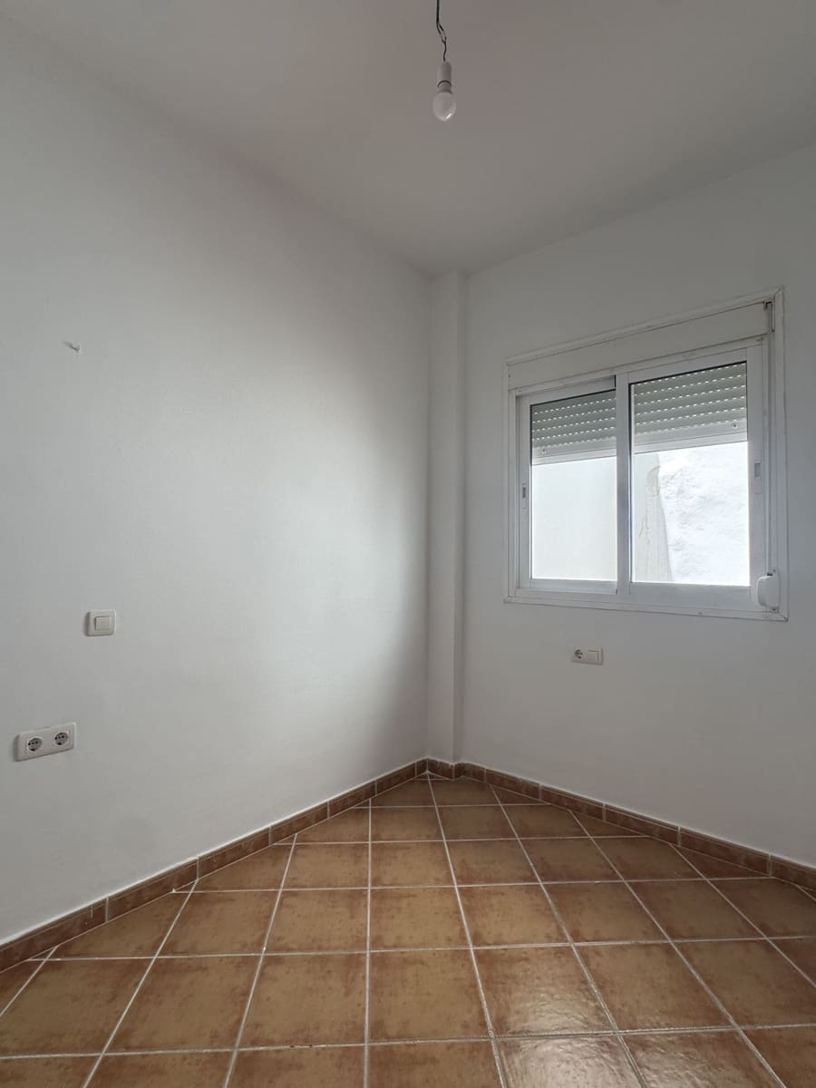2 sypialnia Apartament na sprzedaż w Estepona - 292 000 € (Ref: 9952235)