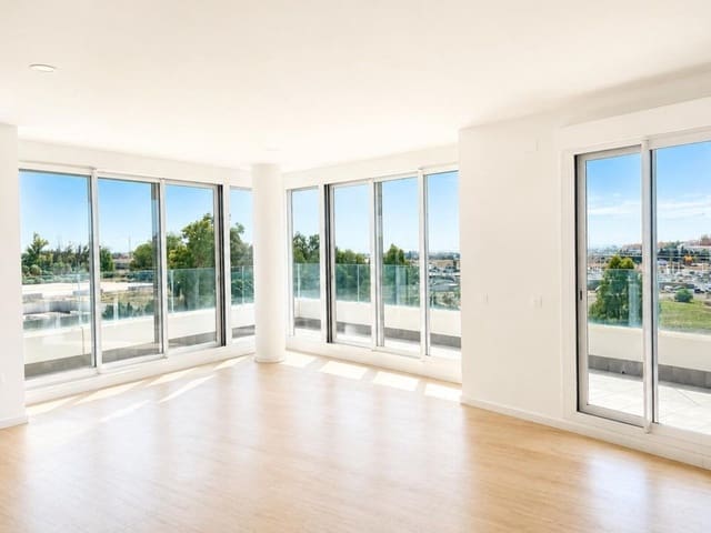 4 sypialnia Apartament na sprzedaż w Nueva Andalucia, Marbella - 599 000 € (Ref: 9952240)