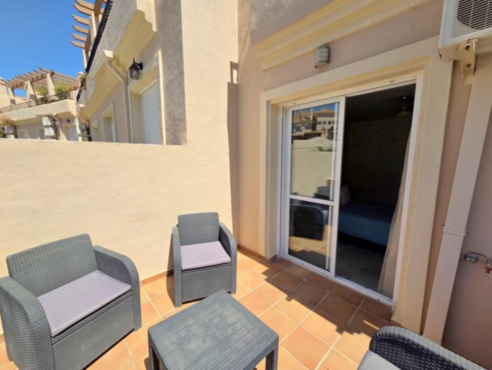 3 soverom Penthouse til salgs i La Duquesa / Puerto de la Duquesa - € 379 000 (Ref: 9952253)