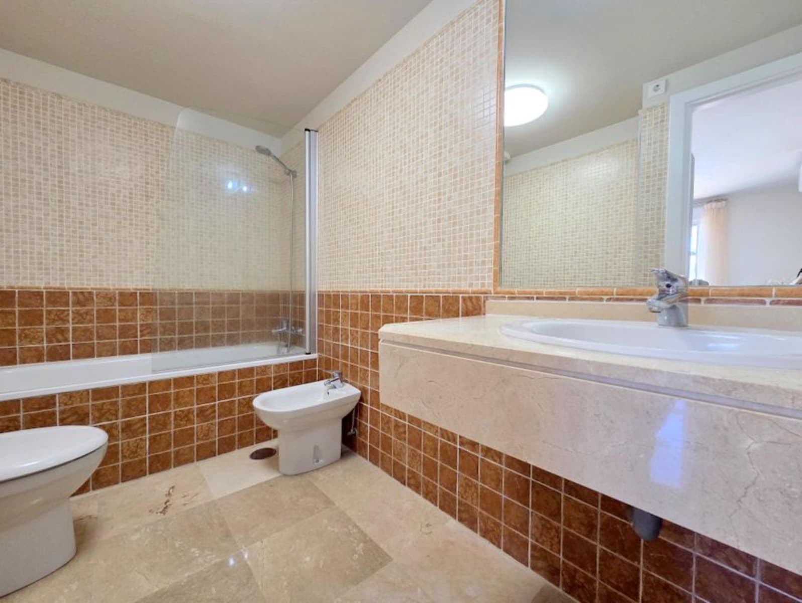 3 soverom Penthouse til salgs i La Duquesa / Puerto de la Duquesa - € 379 000 (Ref: 9952253)