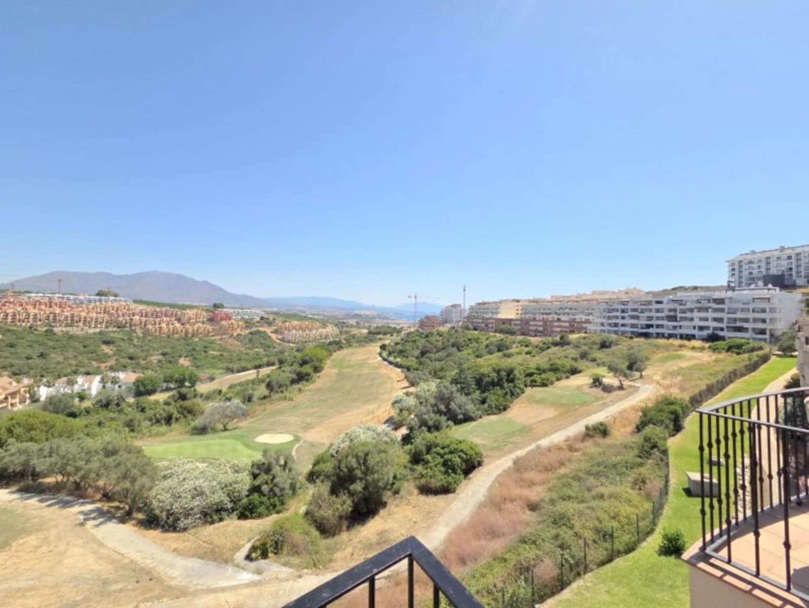 3 soverom Penthouse til salgs i La Duquesa / Puerto de la Duquesa - € 379 000 (Ref: 9952253)
