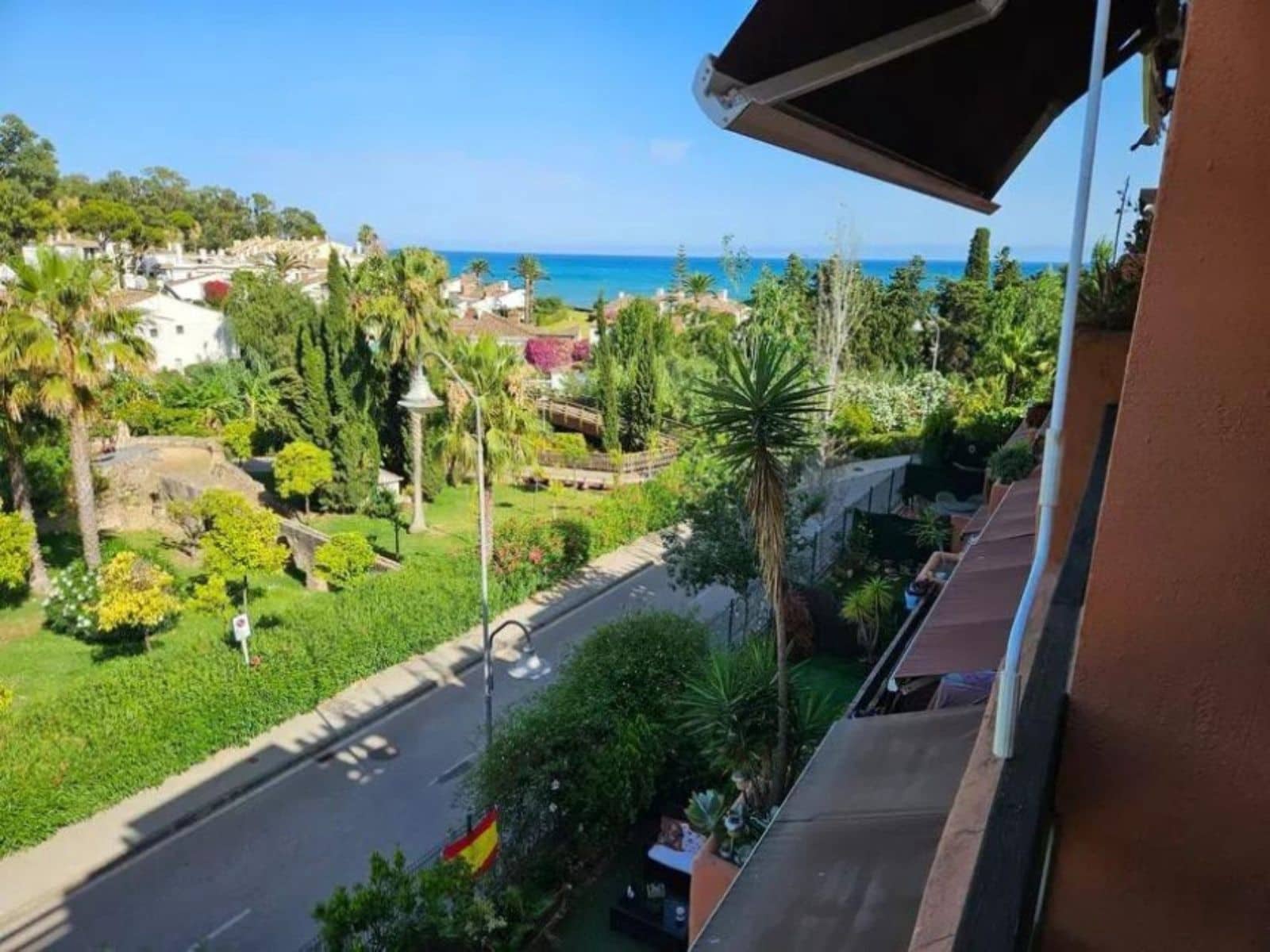 2 soverom Penthouse til salgs i Estepona - € 895 000 (Ref: 9952254)