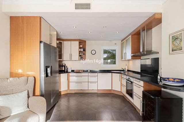 3 sypialnia Penthouse na sprzedaż w La Quinta, Benahavís - 850 000 € (Ref: 9952258)