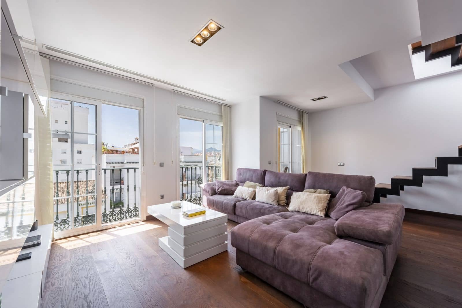 Ático de 3 habitaciones en San Pedro de Alcantara en venta - 790.000 € (Ref: 9952262)