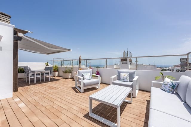 Ático de 3 habitaciones en San Pedro de Alcantara, Marbella en venta - 790.000 € (Ref: 9952262)