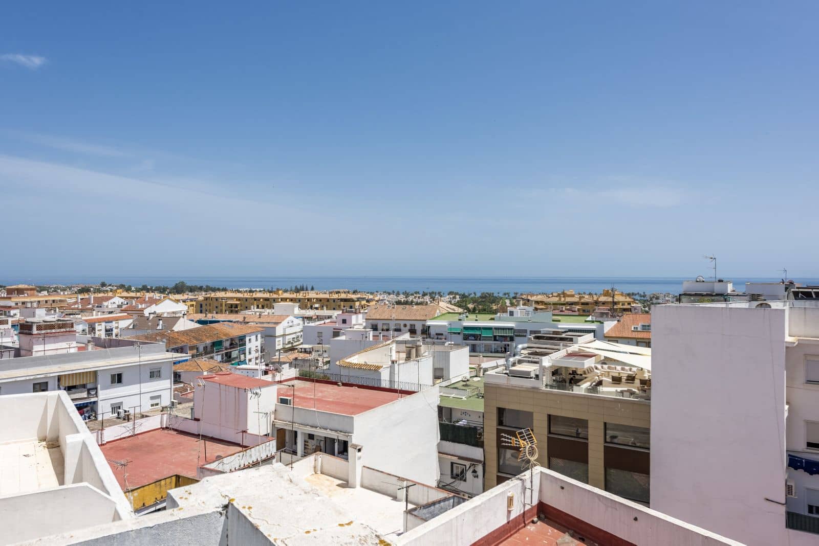 Ático de 3 habitaciones en San Pedro de Alcantara en venta - 790.000 € (Ref: 9952262)