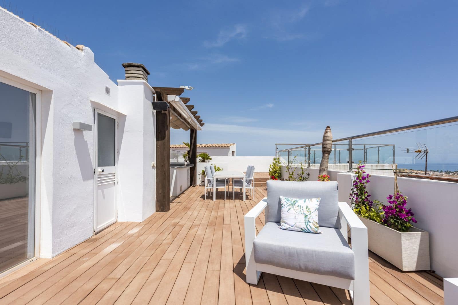 Ático de 3 habitaciones en San Pedro de Alcantara en venta - 790.000 € (Ref: 9952262)