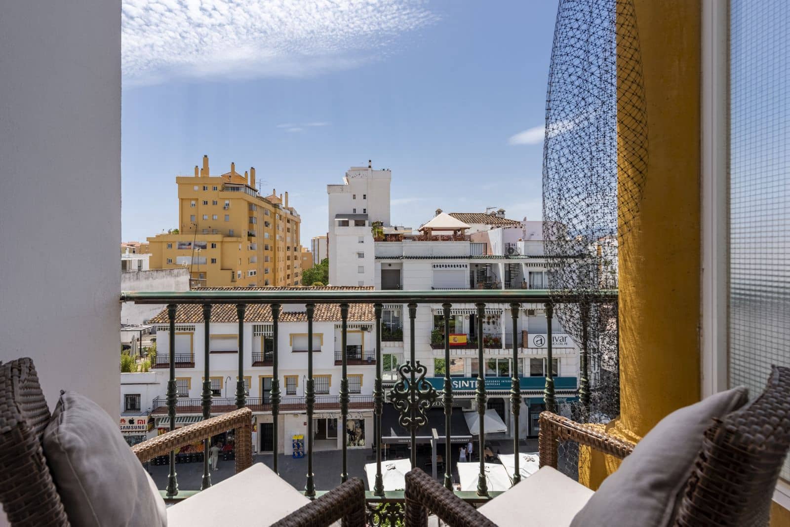 Ático de 3 habitaciones en San Pedro de Alcantara en venta - 790.000 € (Ref: 9952262)
