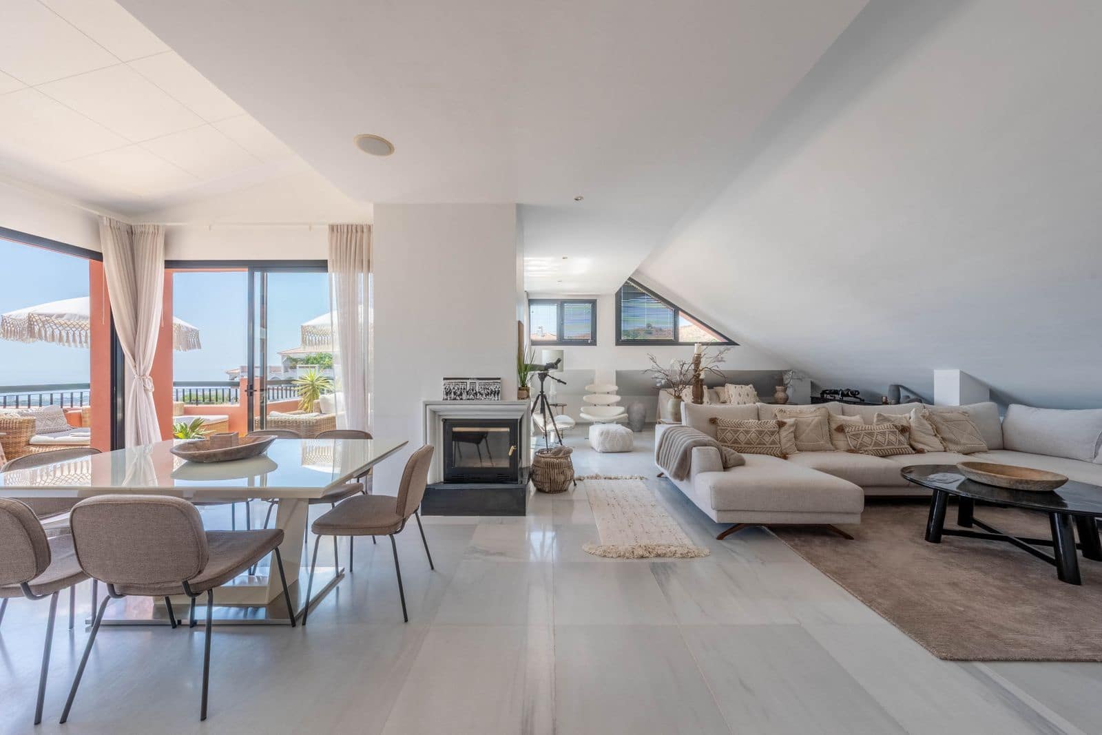 4 Zimmer Penthouse zu verkaufen in Calahonda - 1.295.000 € (Ref: 9952263)