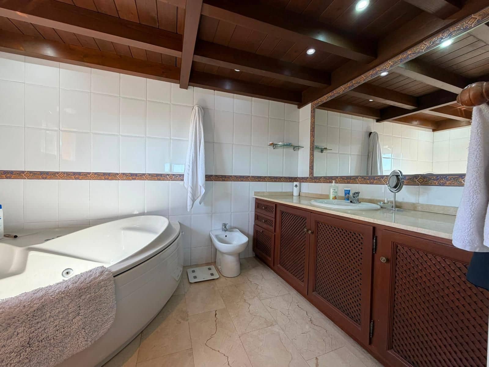 2 chambre Penthouse à vendre à Estepona - 309 000 € (Ref: 9952267)