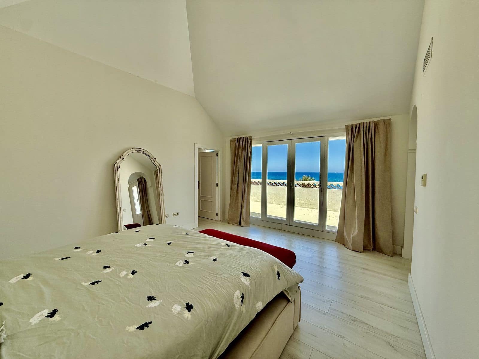 3 chambre Penthouse à vendre à Bahia de Casares - 995 000 € (Ref: 9952269)