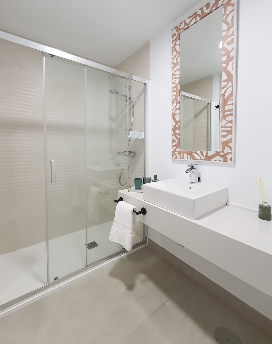 2 chambre Penthouse à vendre à Estepona - 375 000 € (Ref: 9952271)