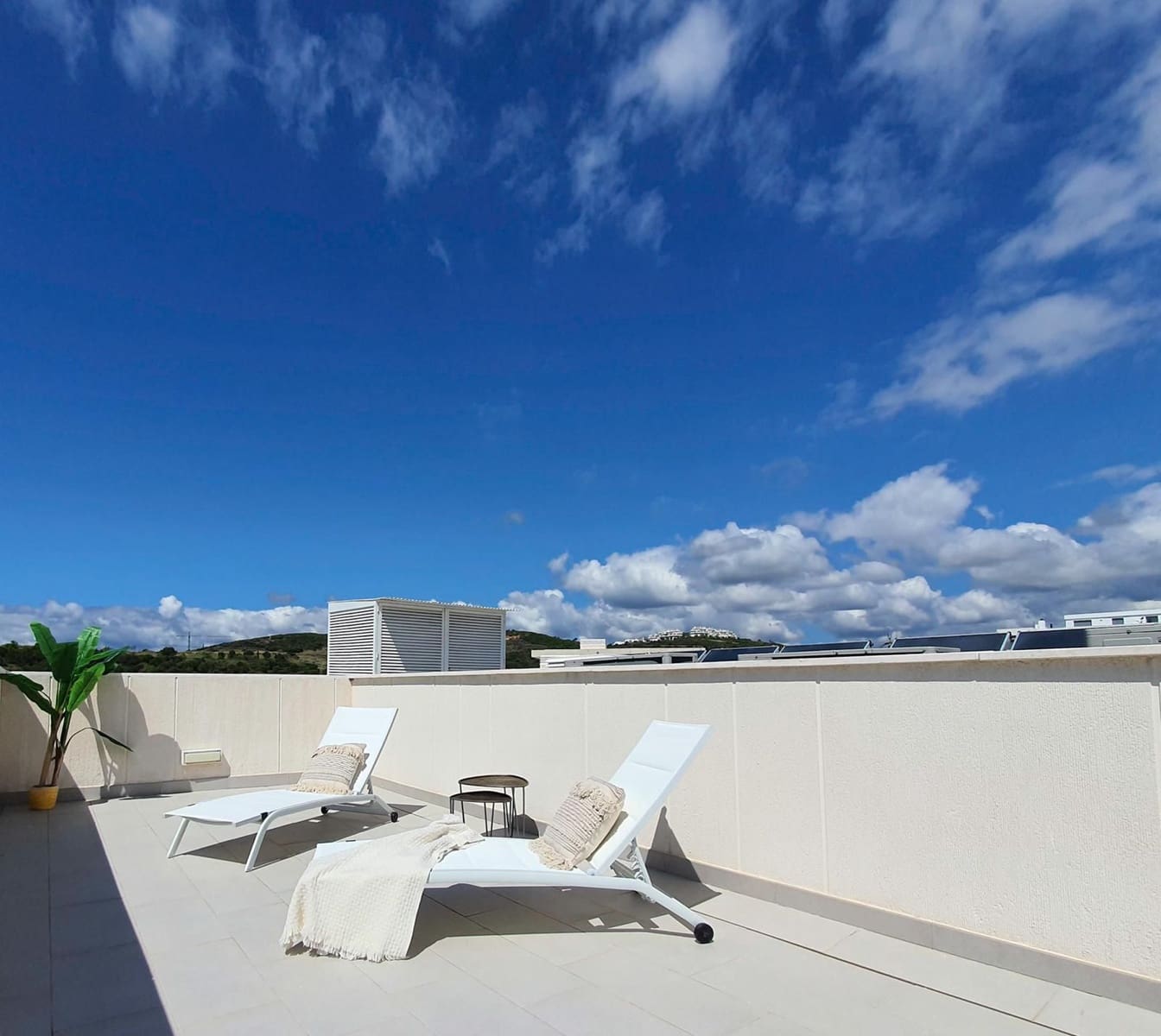 2 chambre Penthouse à vendre à Estepona - 375 000 € (Ref: 9952271)