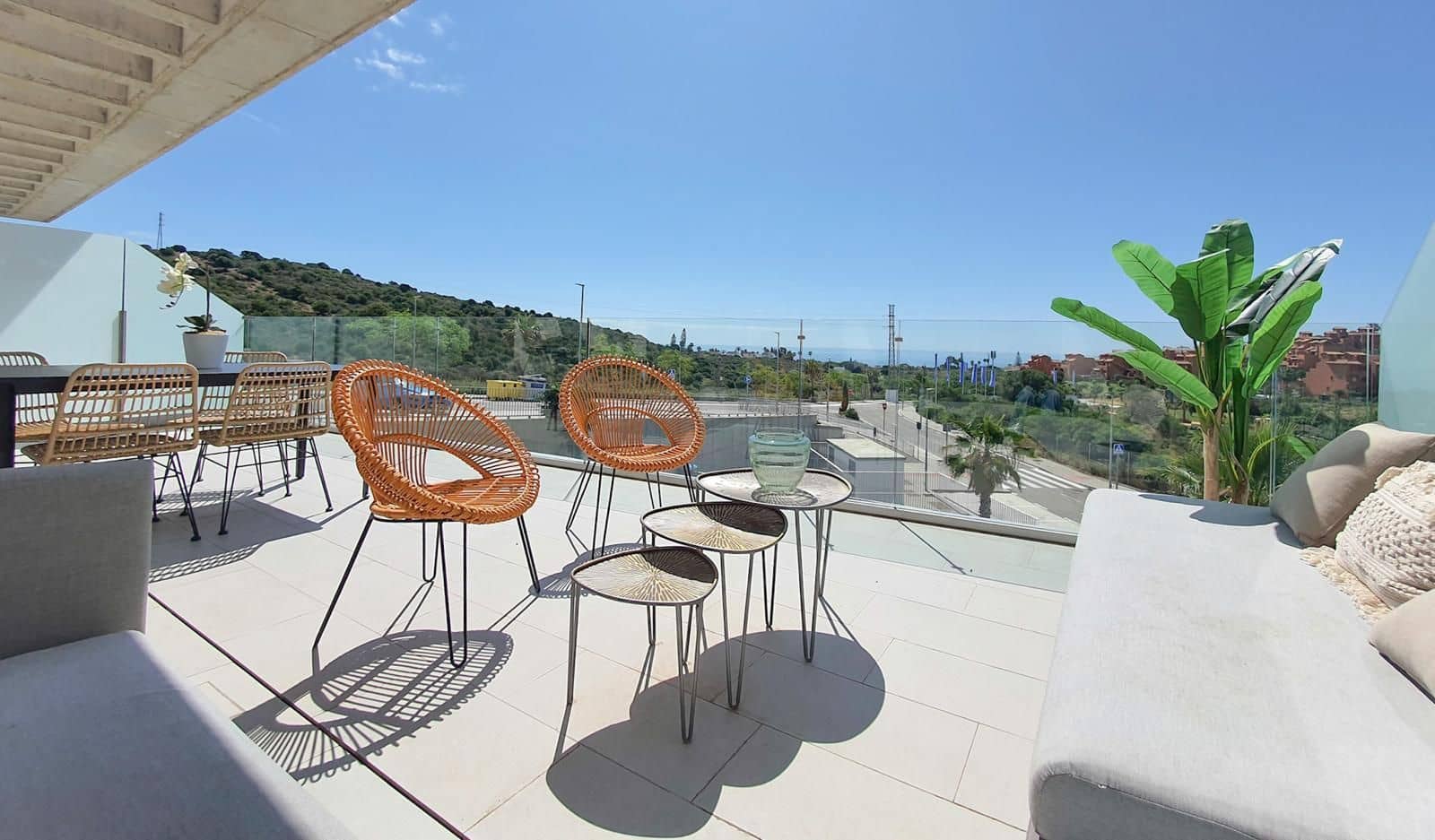 2 chambre Penthouse à vendre à Estepona - 375 000 € (Ref: 9952271)