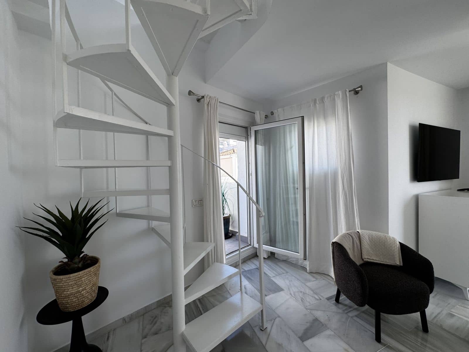 4 Zimmer Penthouse zu verkaufen in Puerto Banus - 1.400.000 € (Ref: 9952272)