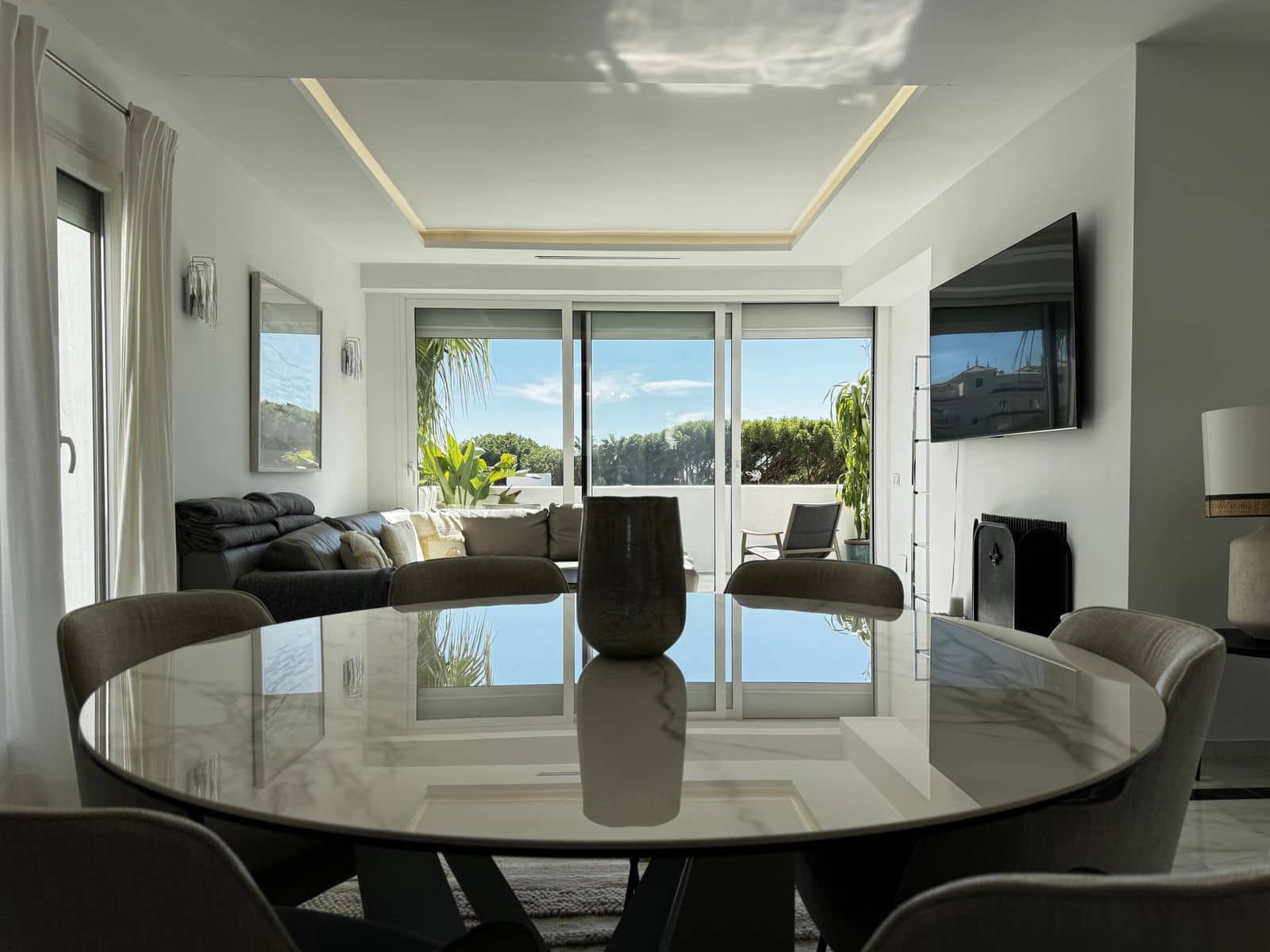 4 Zimmer Penthouse zu verkaufen in Puerto Banus - 1.400.000 € (Ref: 9952272)