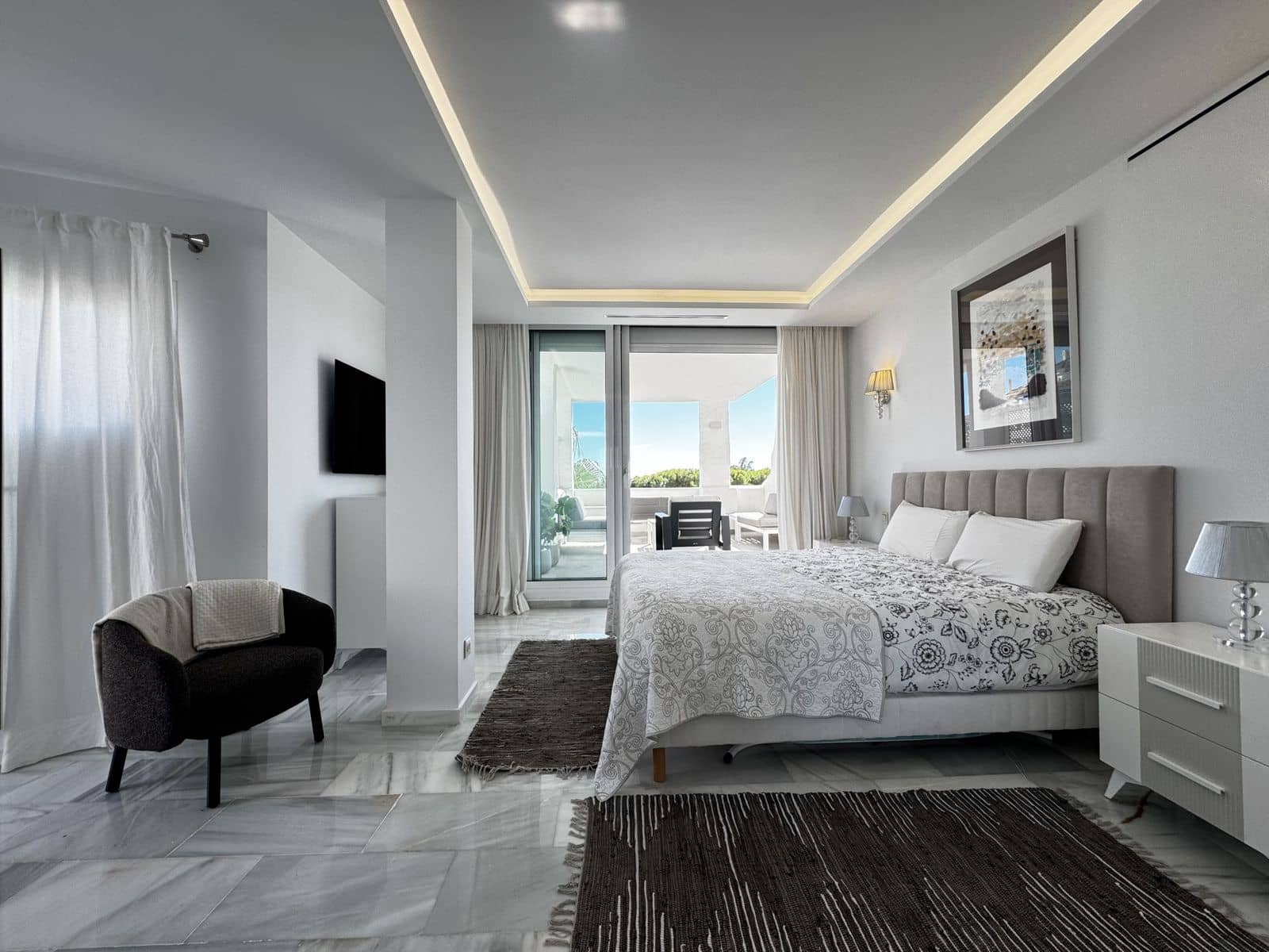 4 Zimmer Penthouse zu verkaufen in Puerto Banus - 1.400.000 € (Ref: 9952272)