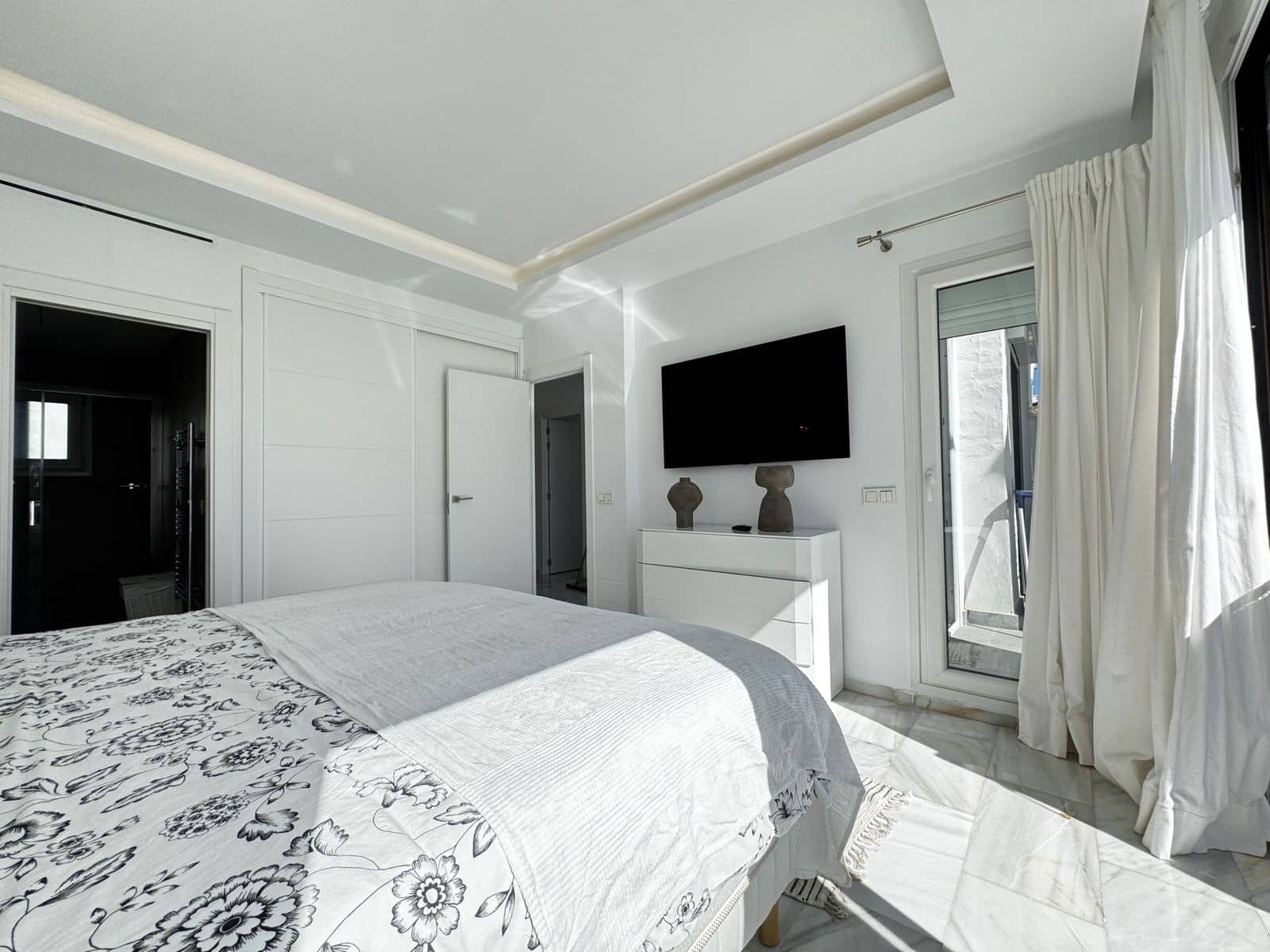 4 Zimmer Penthouse zu verkaufen in Puerto Banus - 1.400.000 € (Ref: 9952272)