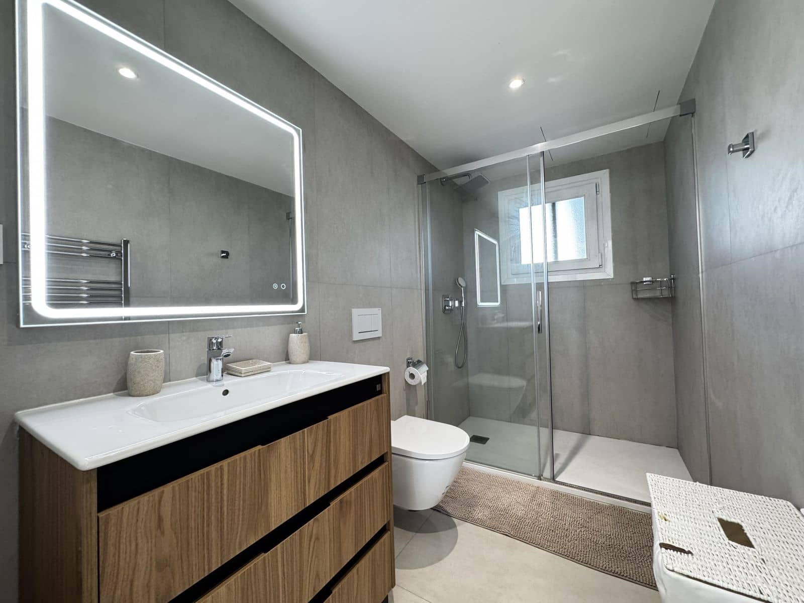 4 Zimmer Penthouse zu verkaufen in Puerto Banus - 1.400.000 € (Ref: 9952272)