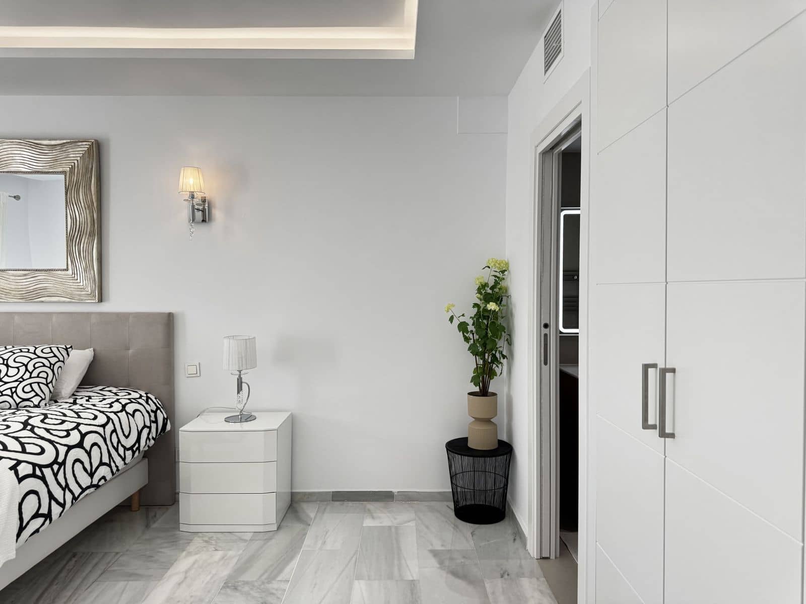 4 Zimmer Penthouse zu verkaufen in Puerto Banus - 1.400.000 € (Ref: 9952272)
