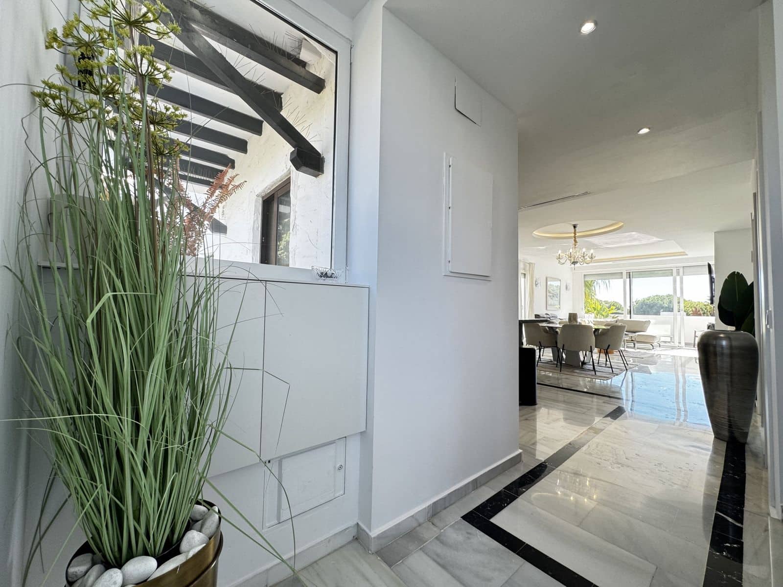 4 Zimmer Penthouse zu verkaufen in Puerto Banus - 1.400.000 € (Ref: 9952272)