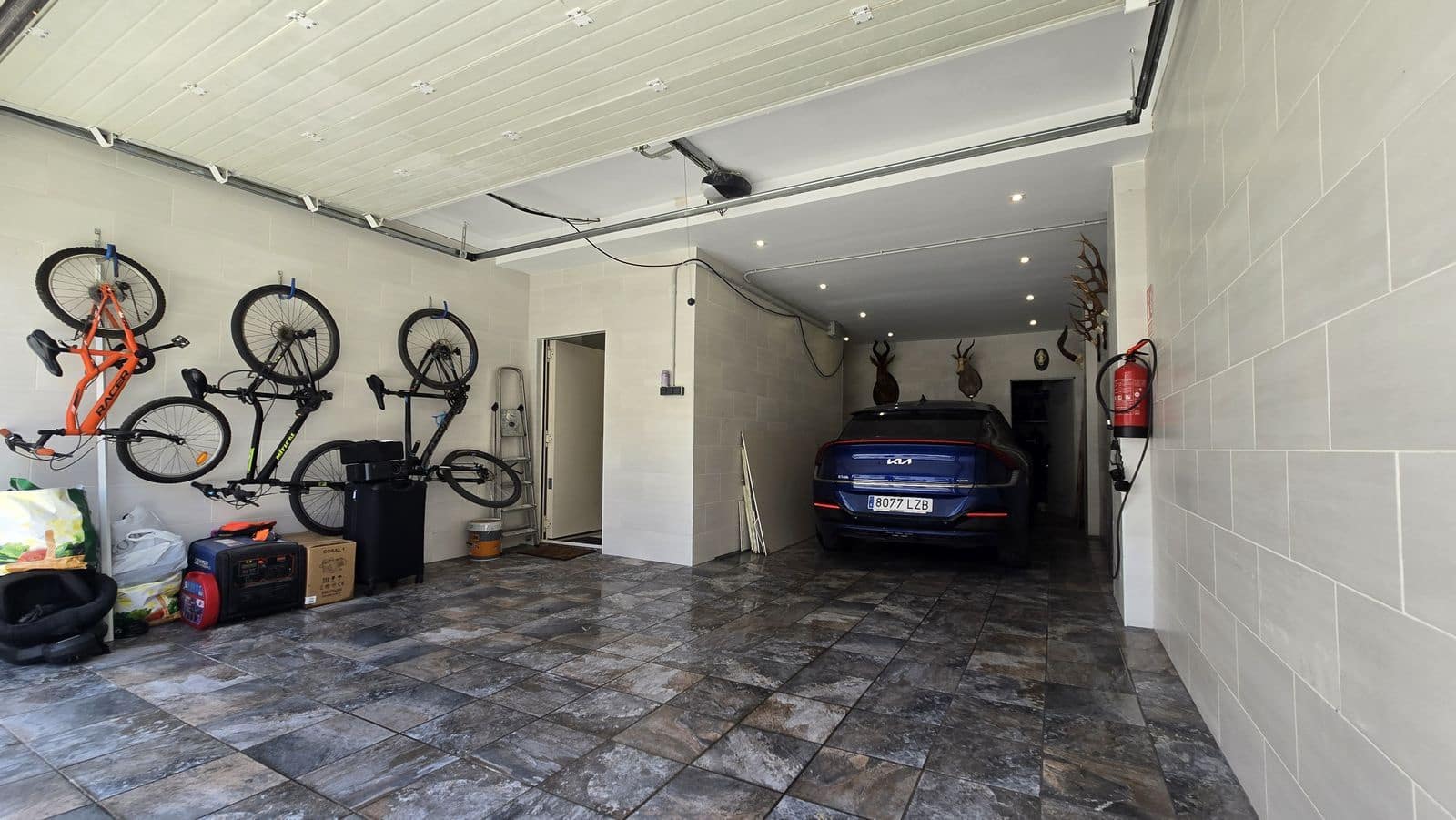 Chalet de 4 habitaciones en San Pedro de Alcantara en venta - 1.200.000 € (Ref: 9952273)