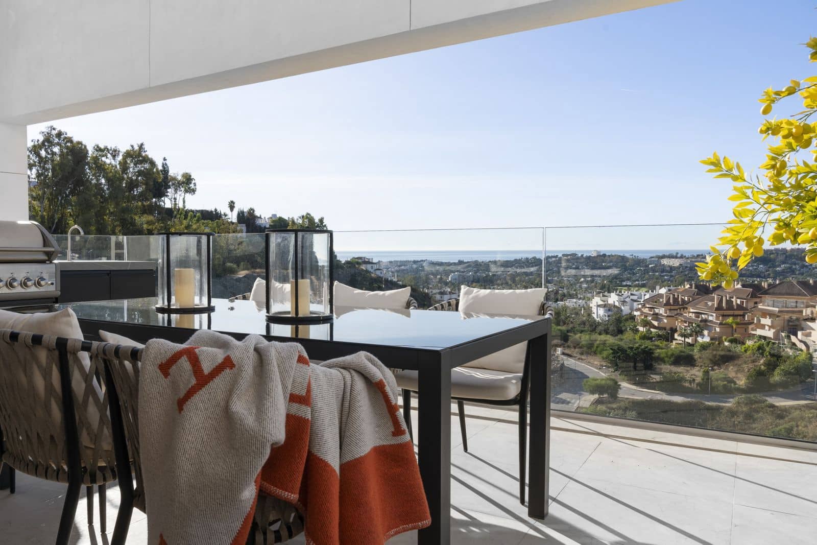 3 soverom Penthouse til salgs i Nueva Andalucia - € 1 750 000 (Ref: 9952274)