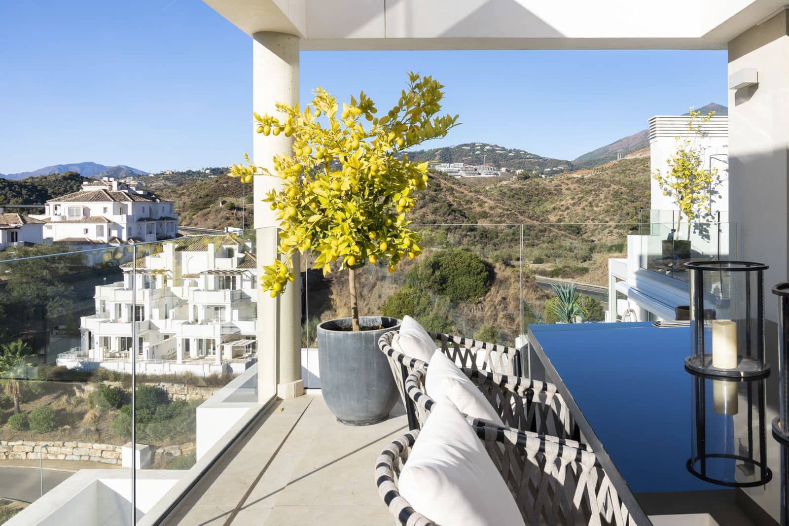 3 soverom Penthouse til salgs i Nueva Andalucia - € 1 750 000 (Ref: 9952274)