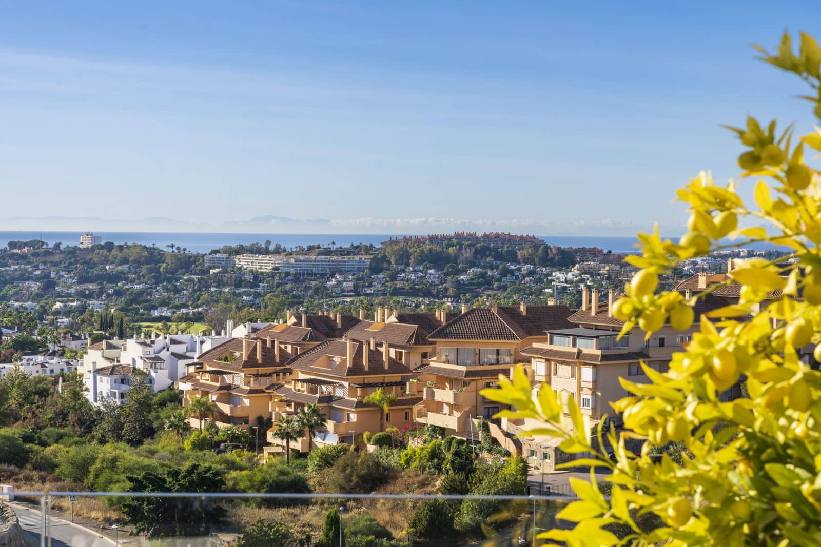 3 soverom Penthouse til salgs i Nueva Andalucia - € 1 750 000 (Ref: 9952274)