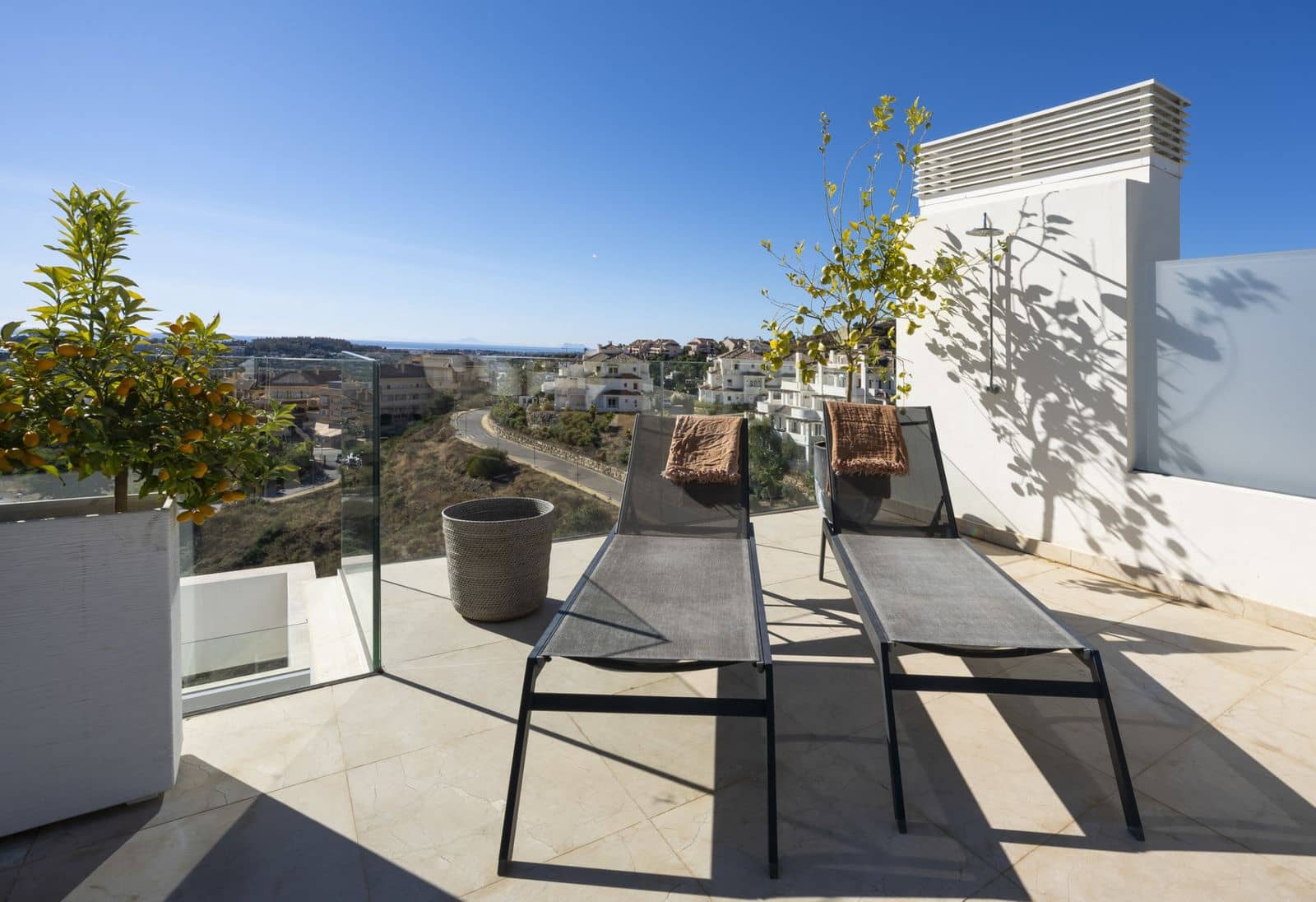 3 soverom Penthouse til salgs i Nueva Andalucia - € 1 750 000 (Ref: 9952274)