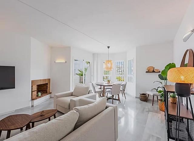 1 chambre Penthouse à vendre à Nueva Andalucia, Marbella - 394 900 € (Ref: 9952276)