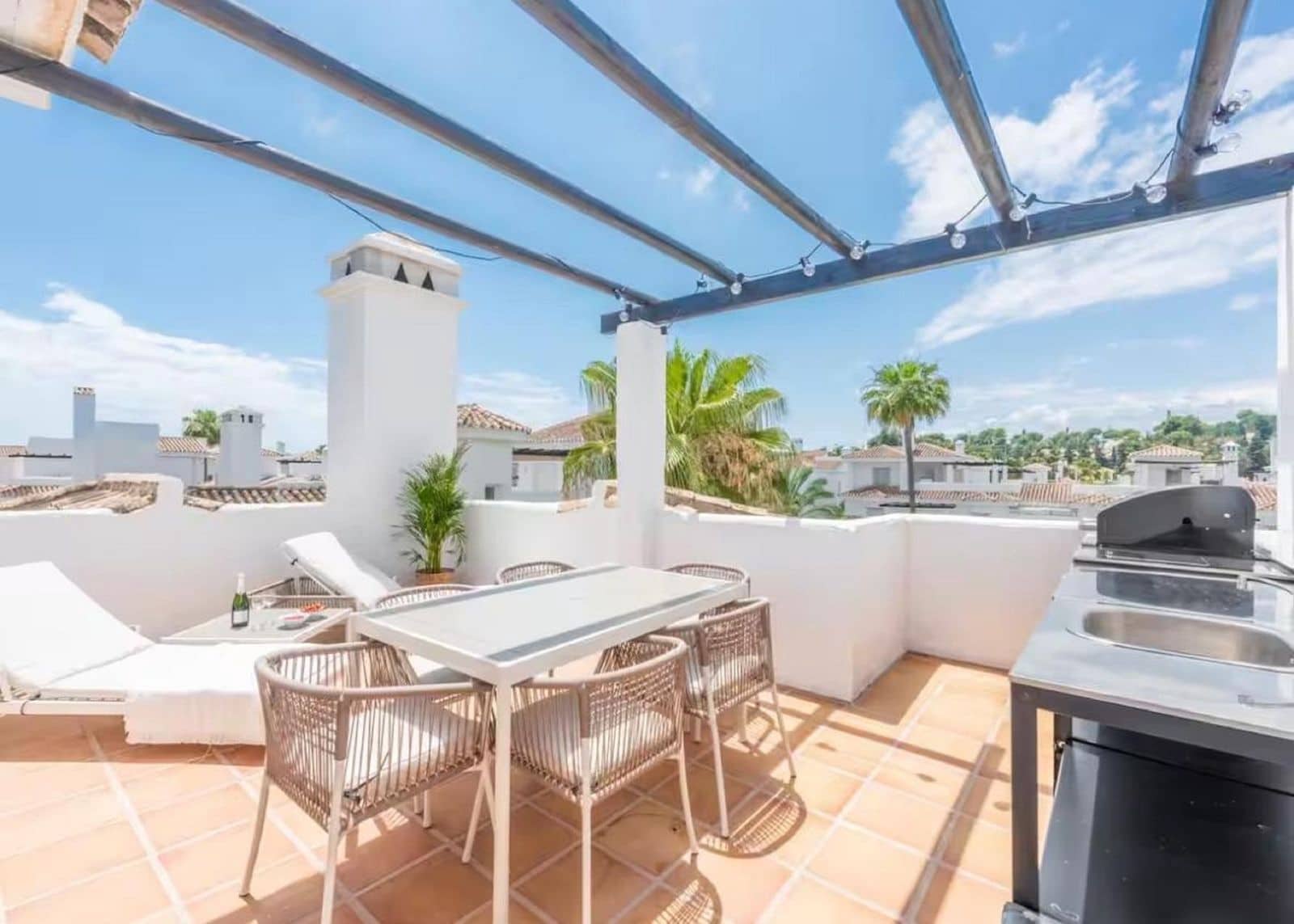 1 chambre Penthouse à vendre à Nueva Andalucia - 394 900 € (Ref: 9952276)