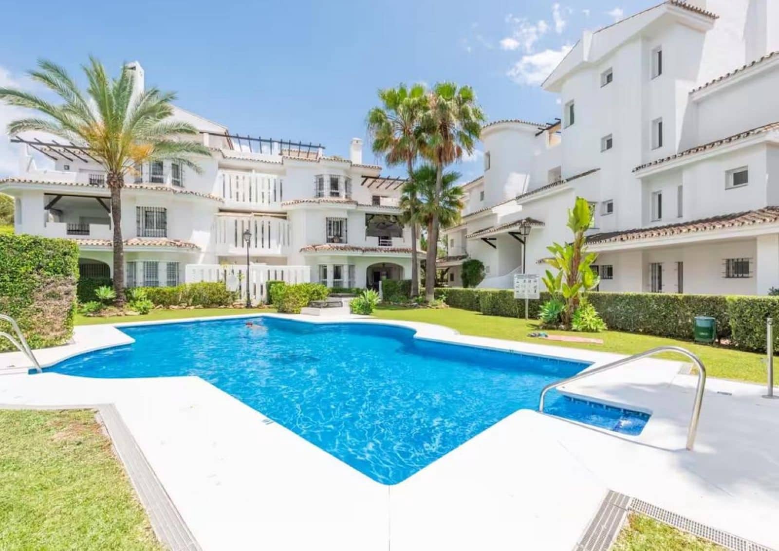 1 chambre Penthouse à vendre à Nueva Andalucia - 394 900 € (Ref: 9952276)