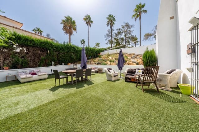 5 soverom Villa til salgs i Sotogrande Alto, San Roque - € 980 000 (Ref: 9967309)