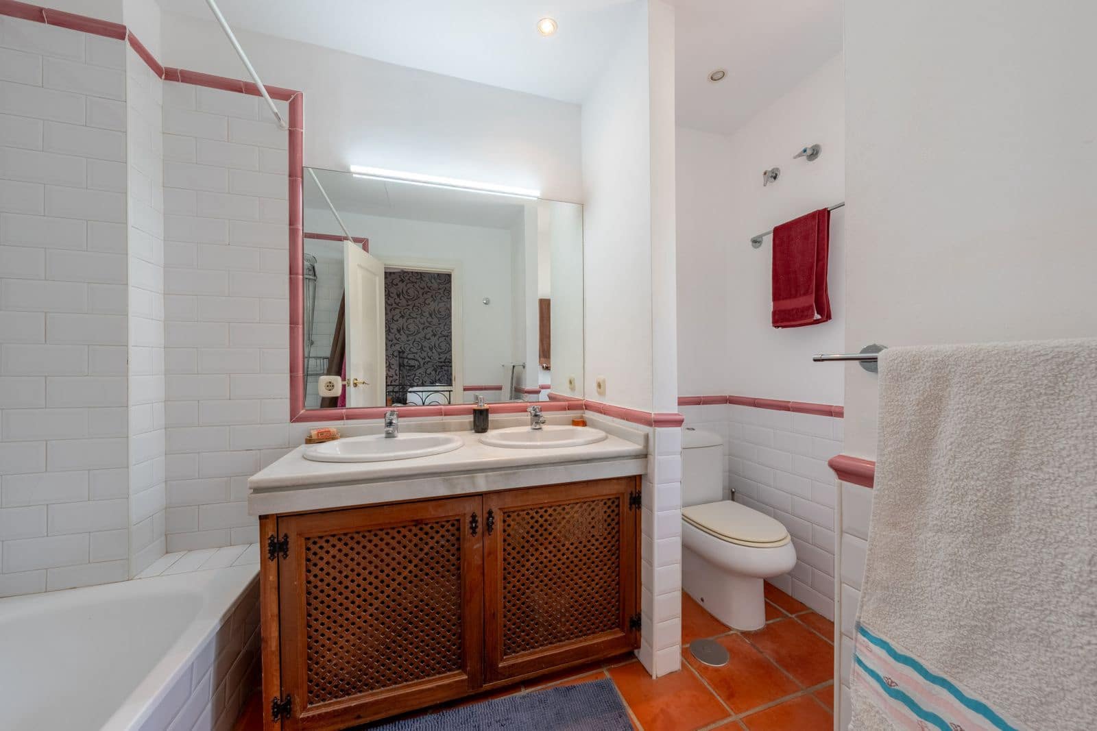 5 soverom Villa til salgs i Sotogrande - € 980 000 (Ref: 9967309)