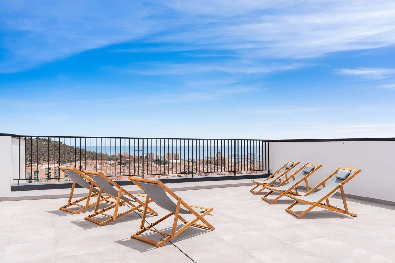 2 slaapkamer Appartement te koop in Malaga stad - € 465.000 (Ref: 9967310)