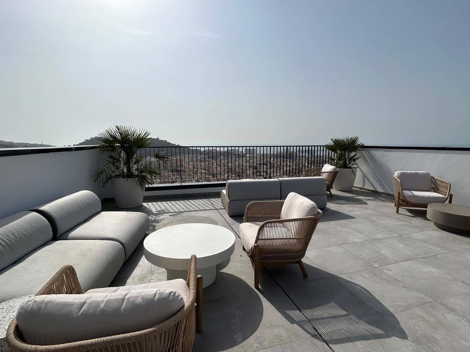 2 slaapkamer Appartement te koop in Malaga stad - € 465.000 (Ref: 9967310)