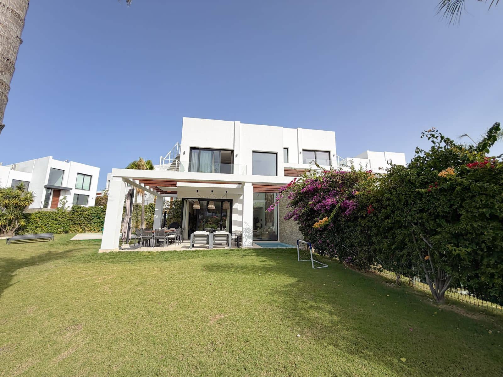 5 chambre Villa/Maison Semi-Mitoyenne à vendre à Cabopino - 1 475 000 € (Ref: 9967313)