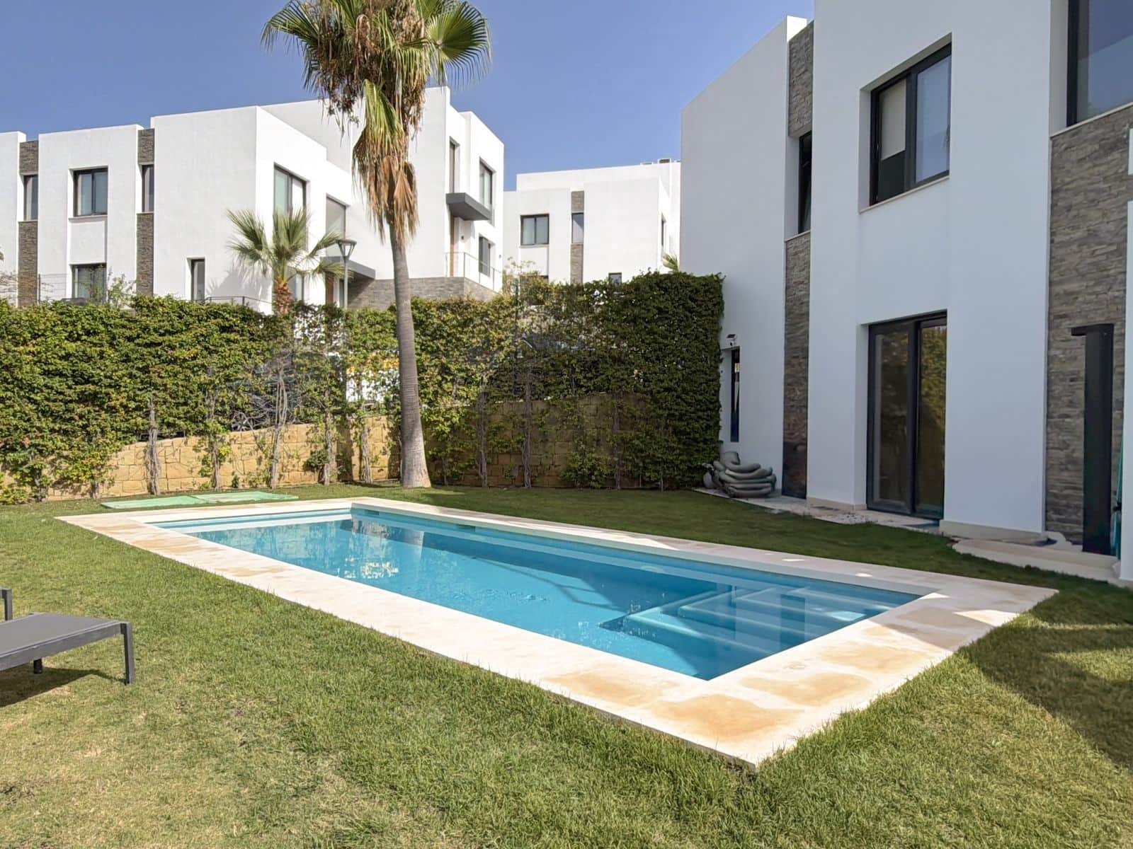5 chambre Villa/Maison Semi-Mitoyenne à vendre à Cabopino - 1 475 000 € (Ref: 9967313)