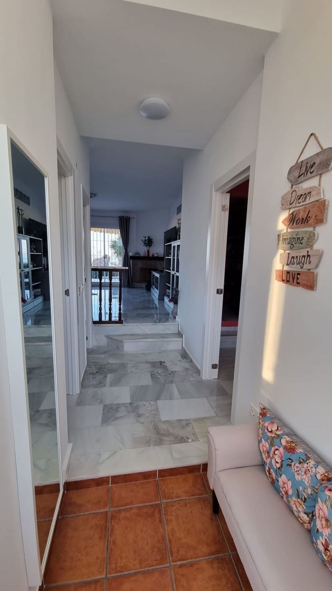 3 bedroom Townhouse for sale in Calahonda - € 600,000 (Ref: 9967315)