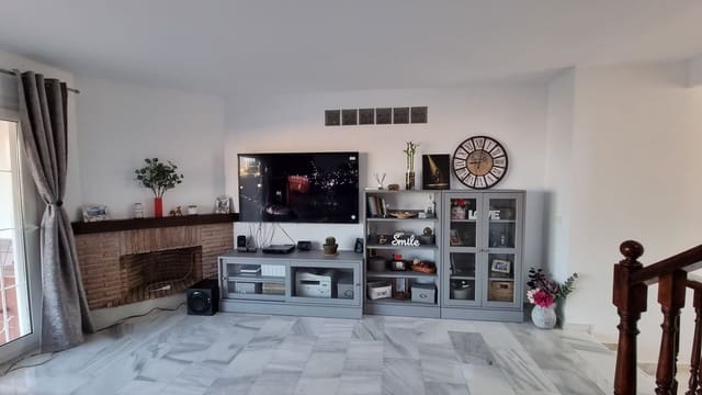 3 chambre Maison de Ville à vendre à Calahonda, Mijas - 600 000 € (Ref: 9967315)