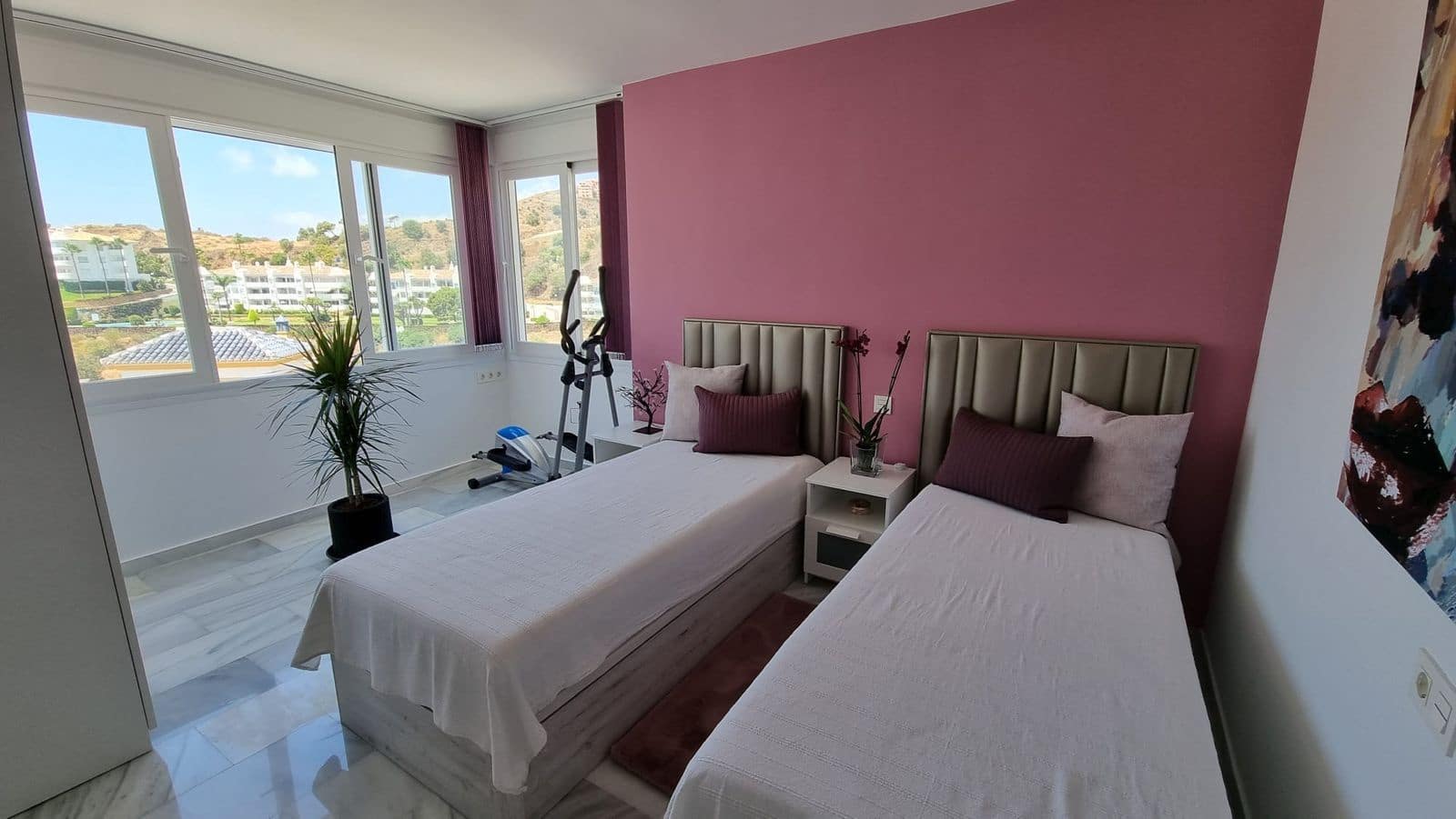 3 bedroom Townhouse for sale in Calahonda - € 600,000 (Ref: 9967315)